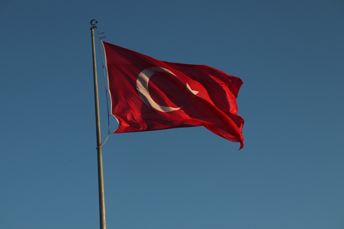 turkish flag 6751119 1280 scaled