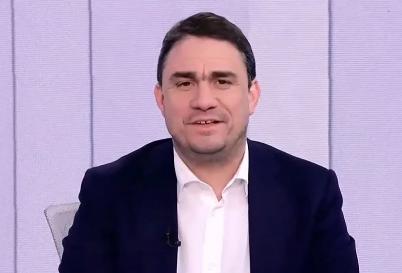 1778915107 kostas tsoukalas
