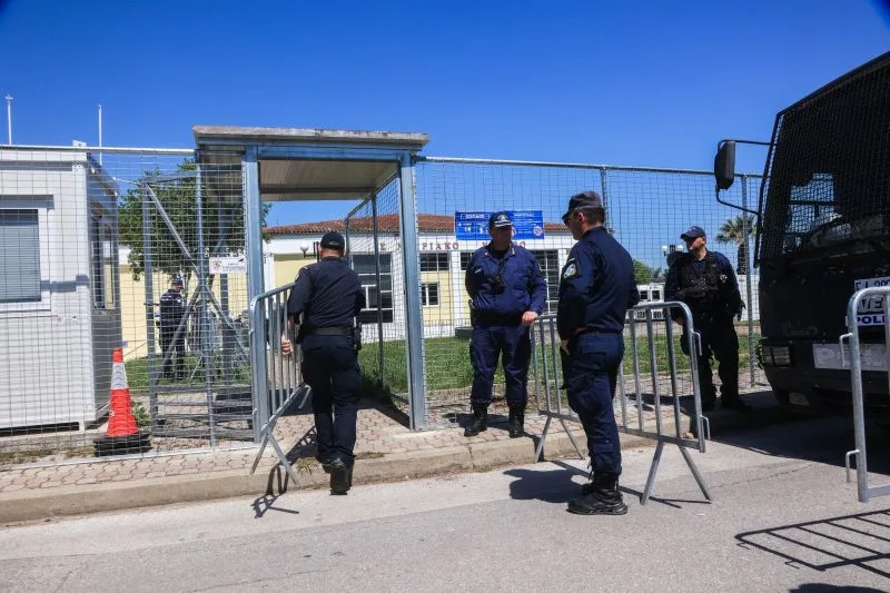 tempi larisa diki