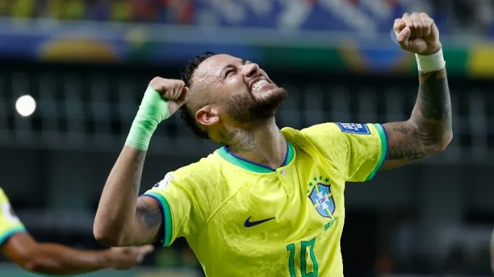 w09 90241neymar