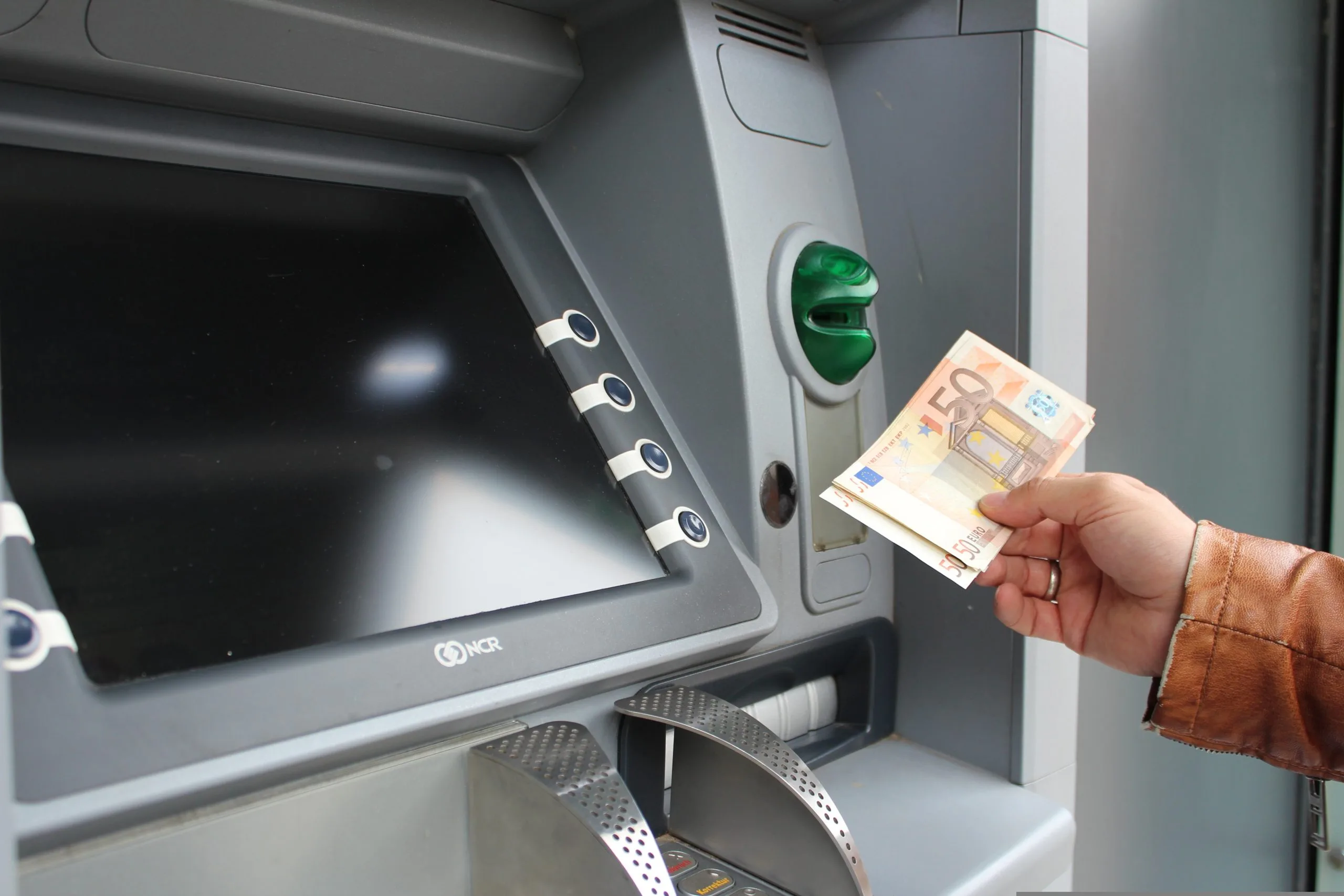 atm xrimata sintaxeis scaled