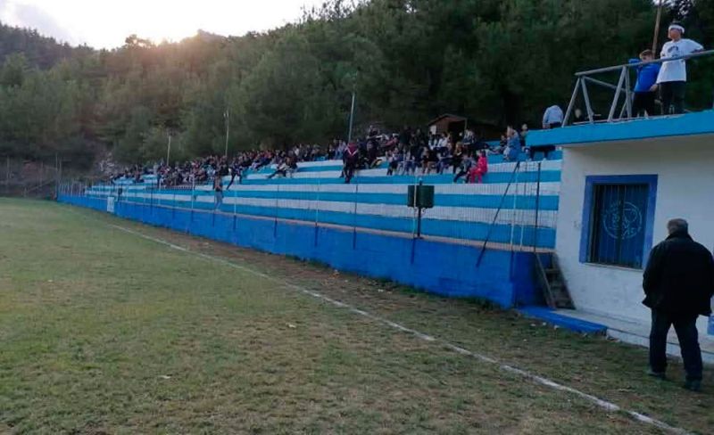 Θρήνος για τον 16χρονο ποδοσφαιριστή που κατέληξε μετά τον σοβαρό τραυματισμό του κατά τη διάρκεια ποδοσφαιρικού αγώνα 1 thasos329
