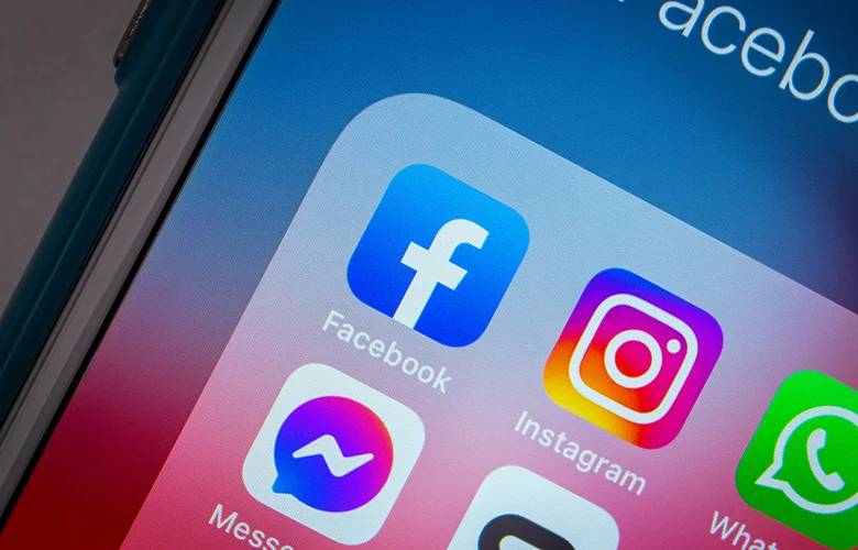 Νομοσχέδιο για όριο ηλικίας 15 ετών στα social media από την 1η Ιανουαρίου 2027 με δέκα ερωταπαντήσεις. 1 shutterstock 1921327505